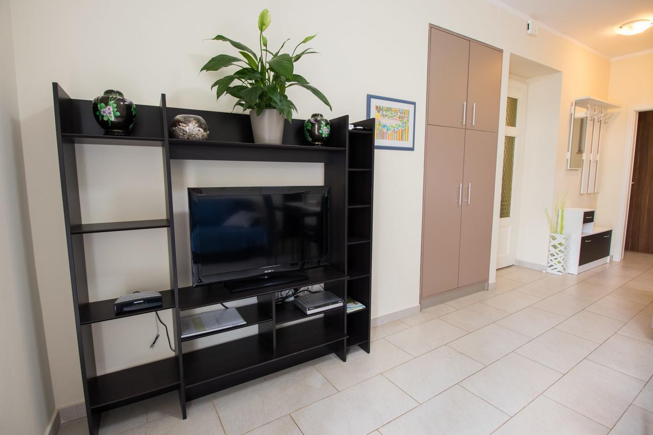 Apartment Andres تْسْغيكفانِتْسا المظهر الخارجي الصورة